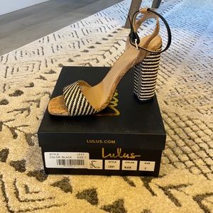 Lulus Lexy Blk/Crm tweed-lk heel w/cork detail sz7